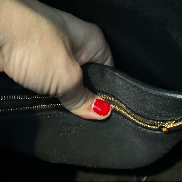 Celine Sangle Seau Calfskin Bag in Black with Gold Hardware in Large Size - Picture 10 of 15